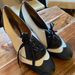 Poetic License vintage inspired heels
